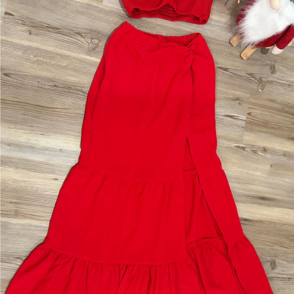 Source Unknown Scarlet Ensemble